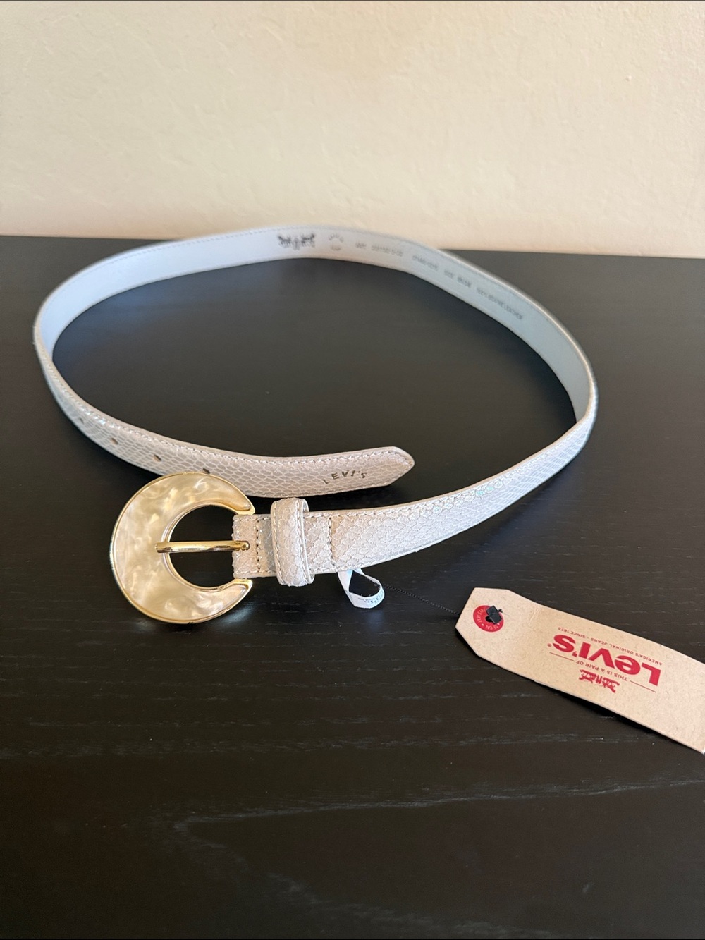 Levi's White Textured Snakeskin Leather Belt Gold Crescent Statement Buckle EU 8